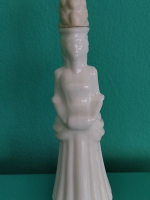Avon Victorian Lady opaline bottle like new