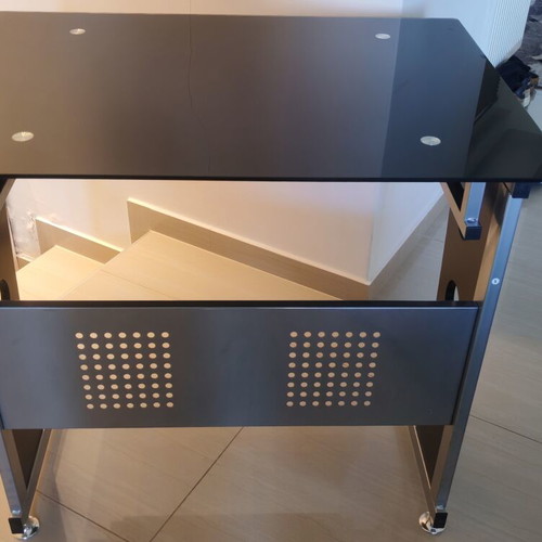 Glass desk like new, 80 cm length and 59 cm width