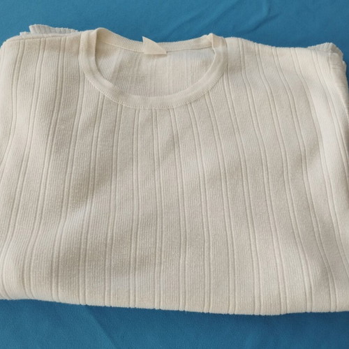 Classic white short sleeve knit top XL like new