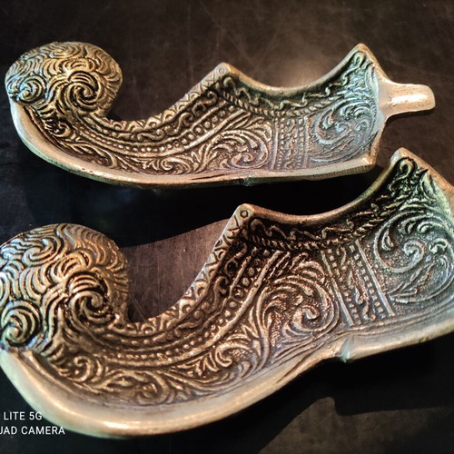 Bronze Tsarouhia Ashtrays like new with exceptional carving