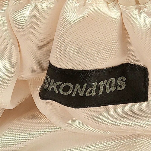 Skondras evening bridal bag used with roses and silver chain