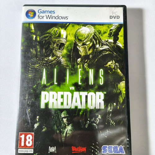 Predator Aliens game PC used, collectible old game