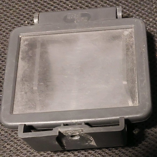 Gameboy magnifier lens used, original, moderate condition
