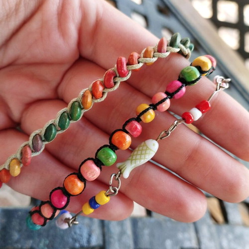 Anklet bracelets like new, set of 3 colorful pieces