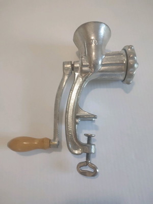 Meat grinder large German new