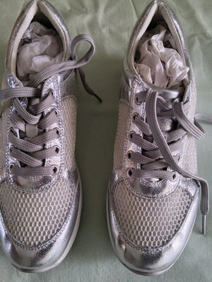 Lumberjack women's sneakers new, size 37, silver