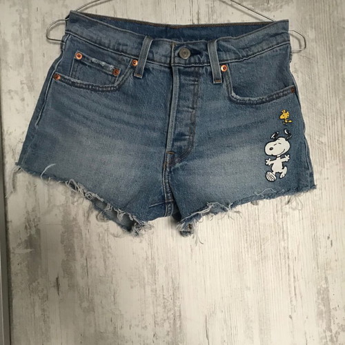 Levi’s shorts with Snoopy size 24