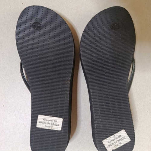 Havaianas High Fashion platform flip flops size 41, new