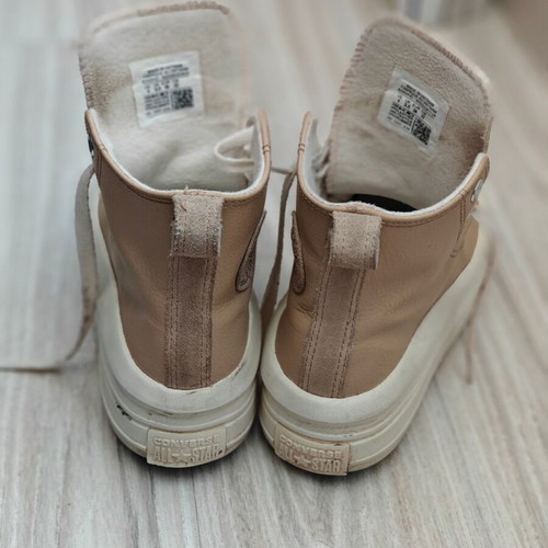 Converse All Star kids size 36 boots like new beige