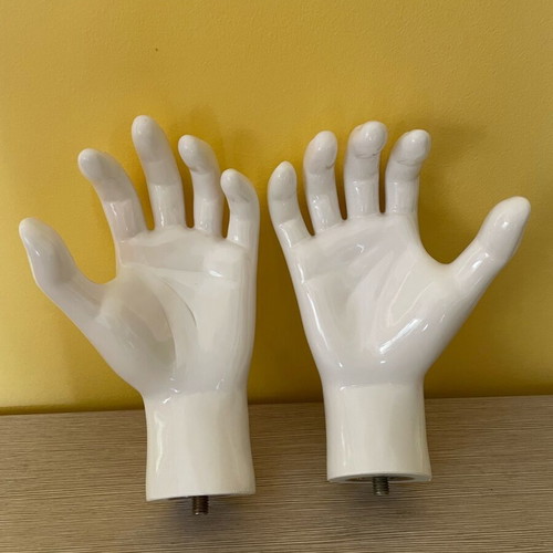 Doll hands pair like new