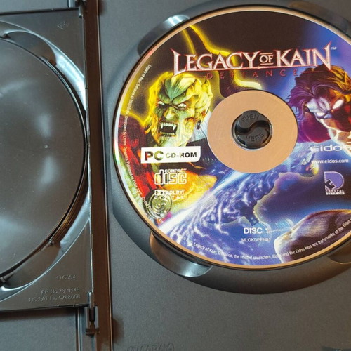 Legacy of Kain Defiance PC CD-ROM game