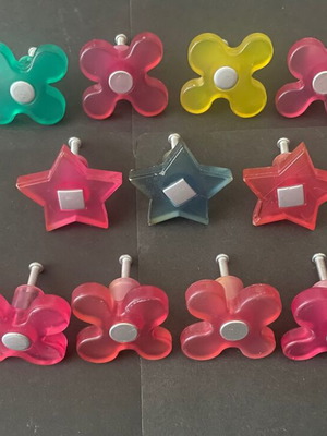 Children's wardrobe knobs used, pack of 13 pieces