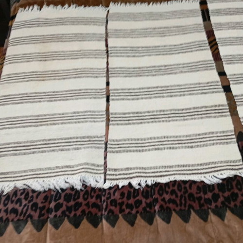 Vintage wool rugs like new, handmade folk art