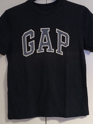 GAP παιδικό t-shirt μπλε σκούρο με άσπρο logo, σαν καινούργιο, μέγεθος L, 10 ετών
