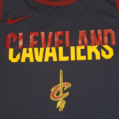 Cleveland Cavaliers training jersey Nike like new, size M