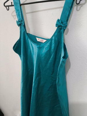 Women's nightdress and blouse like new, silk feel