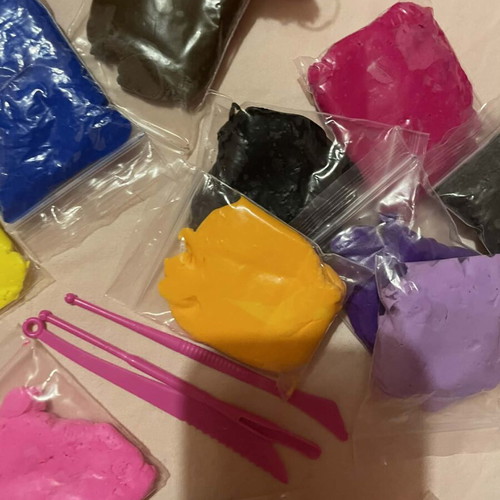 Modeling clay used, in sealed bags, good condition