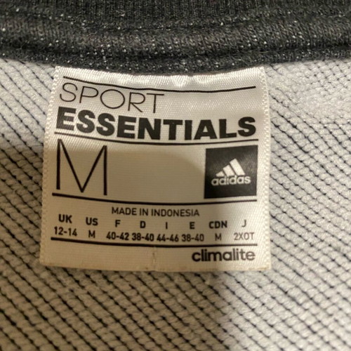 Adidas women's shirt size M used, black and red