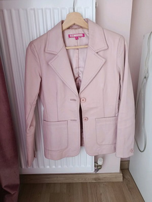 Pink Woman leather pink jacket like new