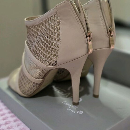 MIGATO sandals, Size 38