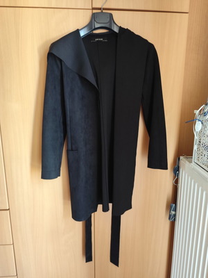 Zara Basic coat size M black like new with suede texture and hood