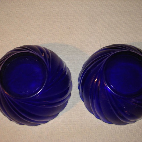 Vereco France glass bowls used, set of 2, blue