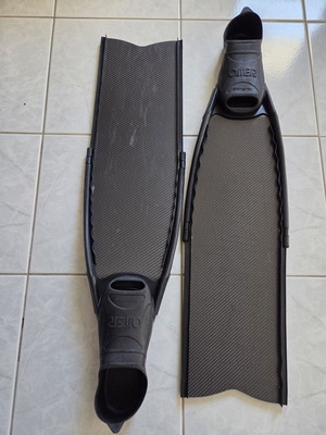 Omer Stingray Carbon βατραχοπέδιλα μεταχειρισμένα, αποσπώμενες λεπίδες, νούμερο 41-42 μποτάκι