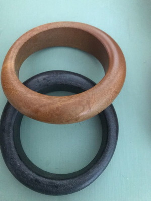 Βραχιόλια ξύλινα μασίφ καινούργια, σετ 2 τεμαχίων