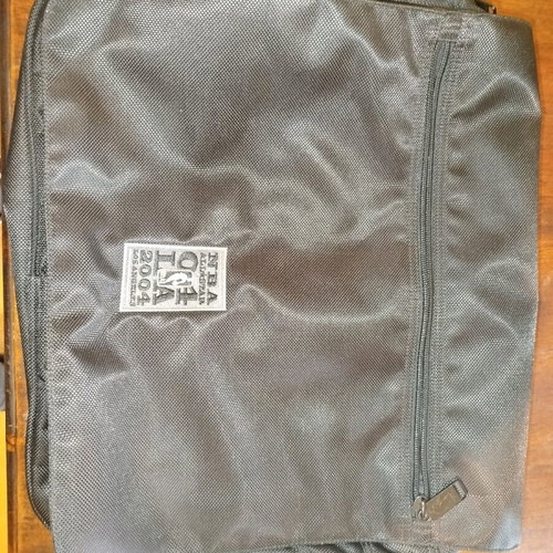 Messenger bag with NBA All Star 2004 Los Angeles logo like new
