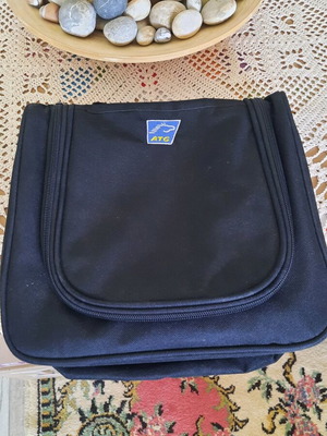 Travel pouch like new, black