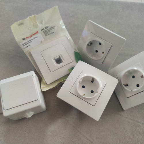 Legrand electrical sockets and ZYT16G digital timer bundle
