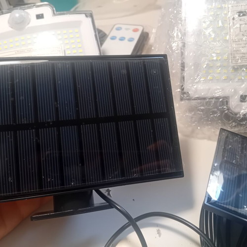 Solar LED floodlight set 2 pieces with remote control, new