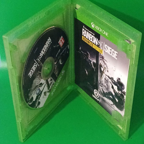 Rainbow Six Siege Advanced Edition Xbox One like new