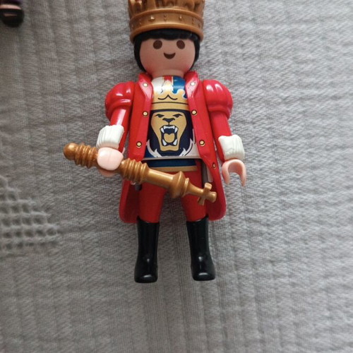 Playmobil figures series 18 like new