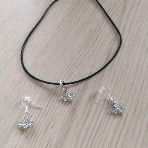 Bee necklace and earrings set handmade and new