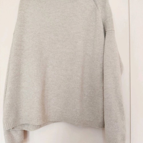 Massimo Dutti wool oversized sweater beige like new, size M-L