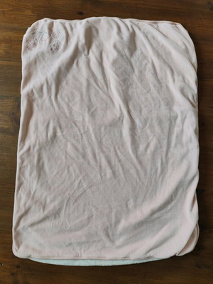 Baby blanket pink like new, very soft, 67x90 cm