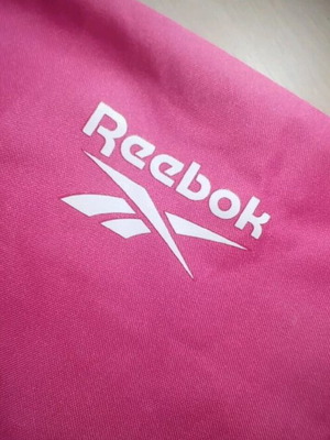 Тоалетна чанта Reebok нова, бяла и розова