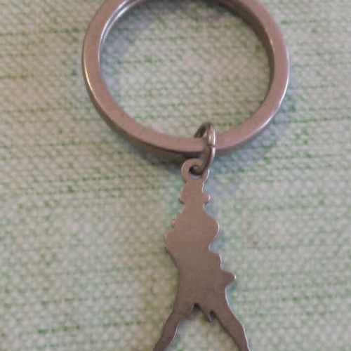 Johnnie Walker Formula 1 Edition metal keychain like new