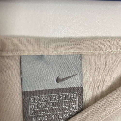 Nike T-shirt