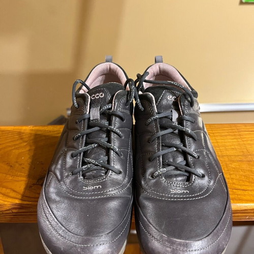 Ecco women's sports shoes used, size 39, gray