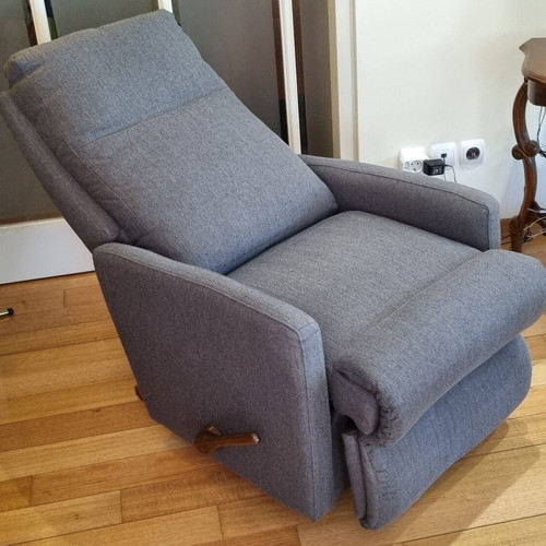 La-Z-Boy Rayna reclining armchair, authentic American