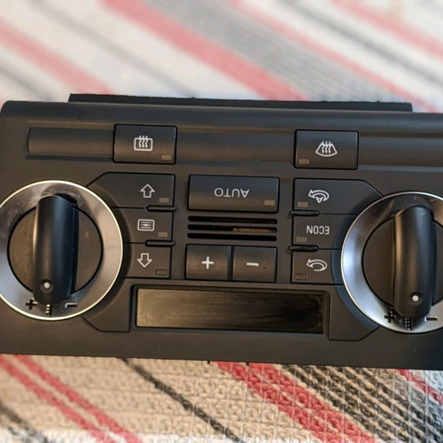 Audi A3 8P air conditioning console like new for 2 din