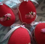Set of 4 small decorative Easter eggs like new, 5cm