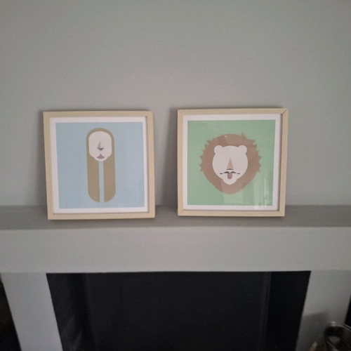 Set of 2 children's frames Lion and Sloth like new, minimal design