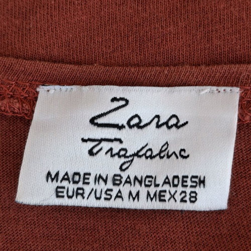 Zara top like new, size M, red with fringes