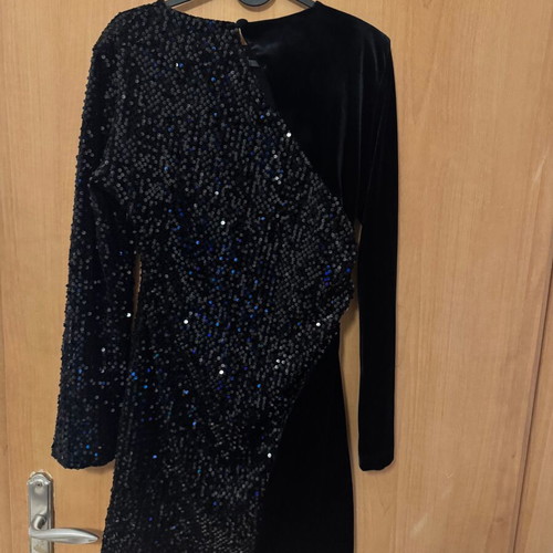 Velvet dress with sequins new, size L