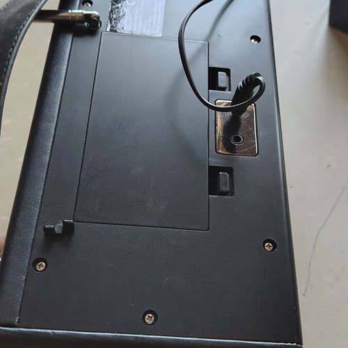Retro radio, digital, battery or cable powered
