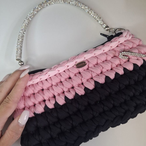 Handmade knitted bag with shiny handle and brooch, new