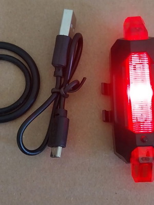 Πίσω φώτα ποδηλάτου USB φορτιζόμενα με 3 σκάλες φωτισμού